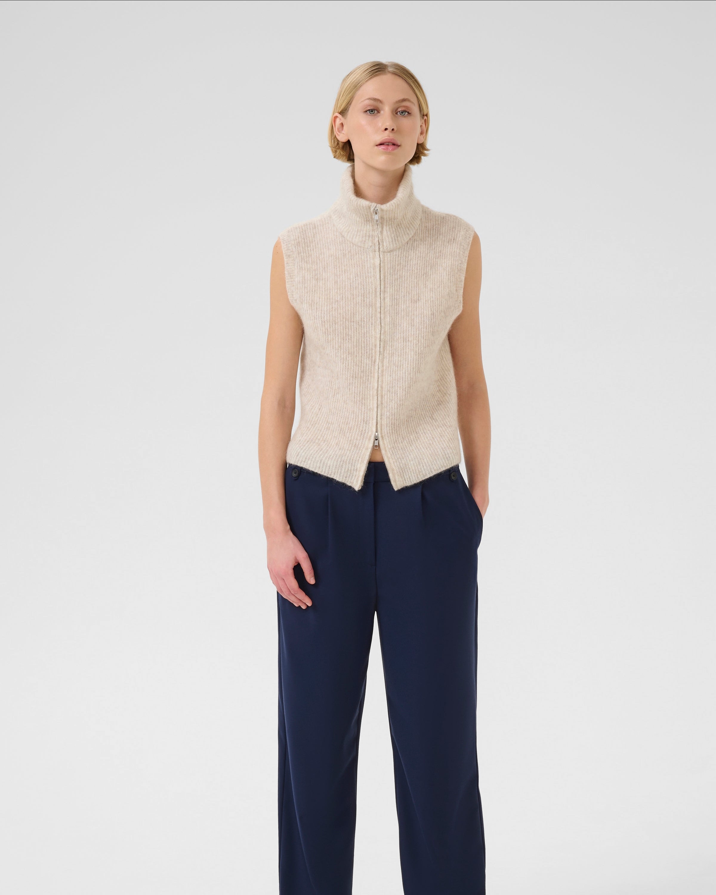 Karen by Simonsen Zelda Bodywarmer Truien & Vesten