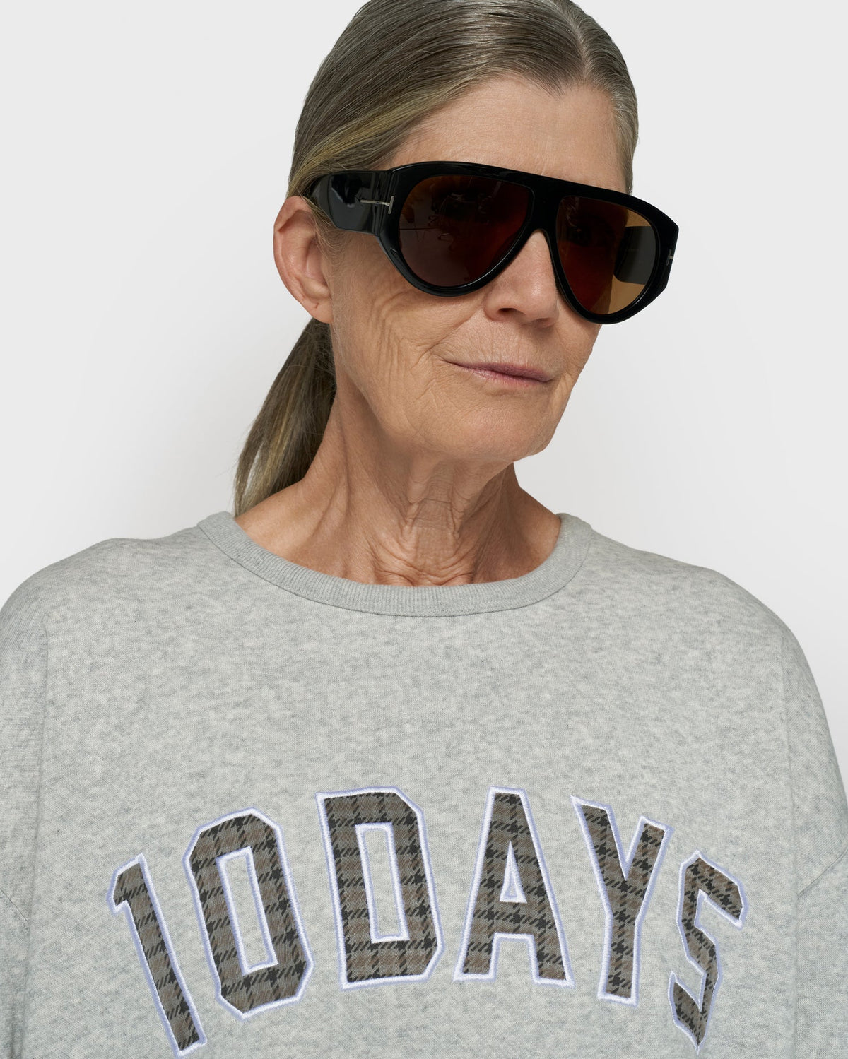 10DAYS Statement sweater logo