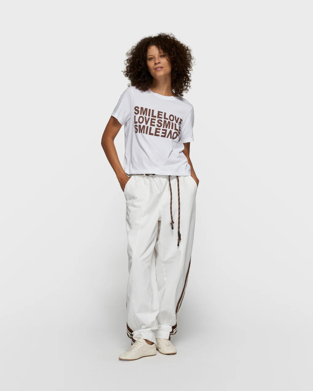 10DAYS Petit Smile Love T-Shirt T-shirts