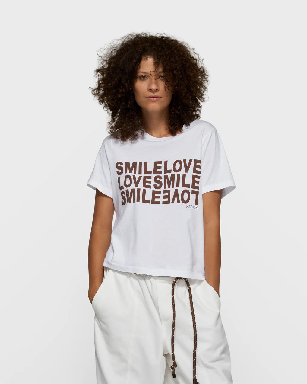 10DAYS Petit Smile Love T-Shirt White T-shirts