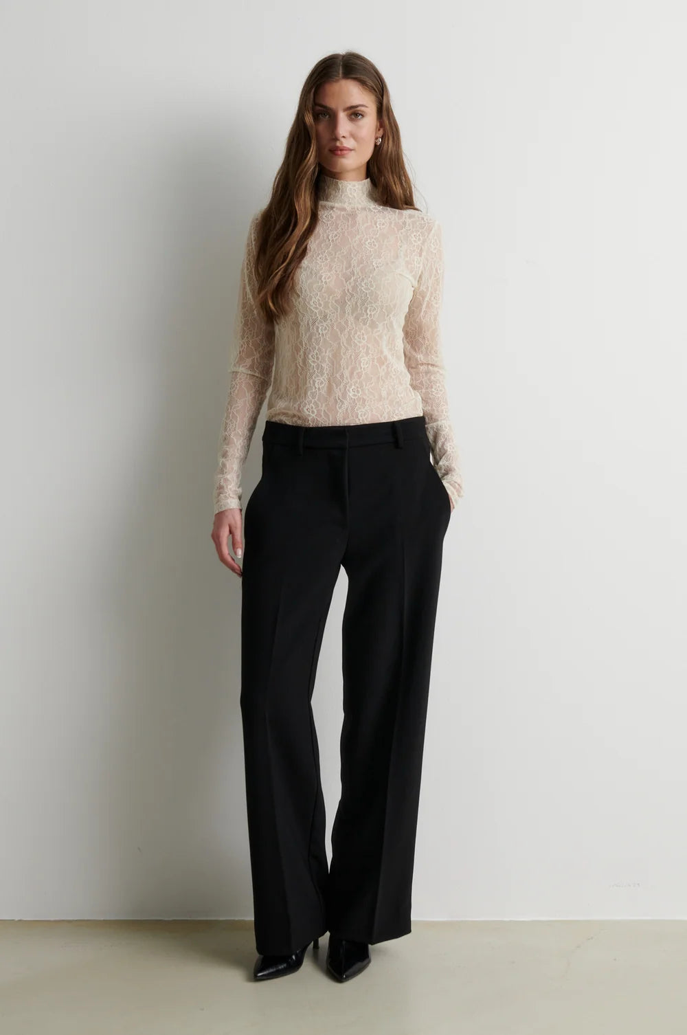 Second Female Luria LS Lace Tee