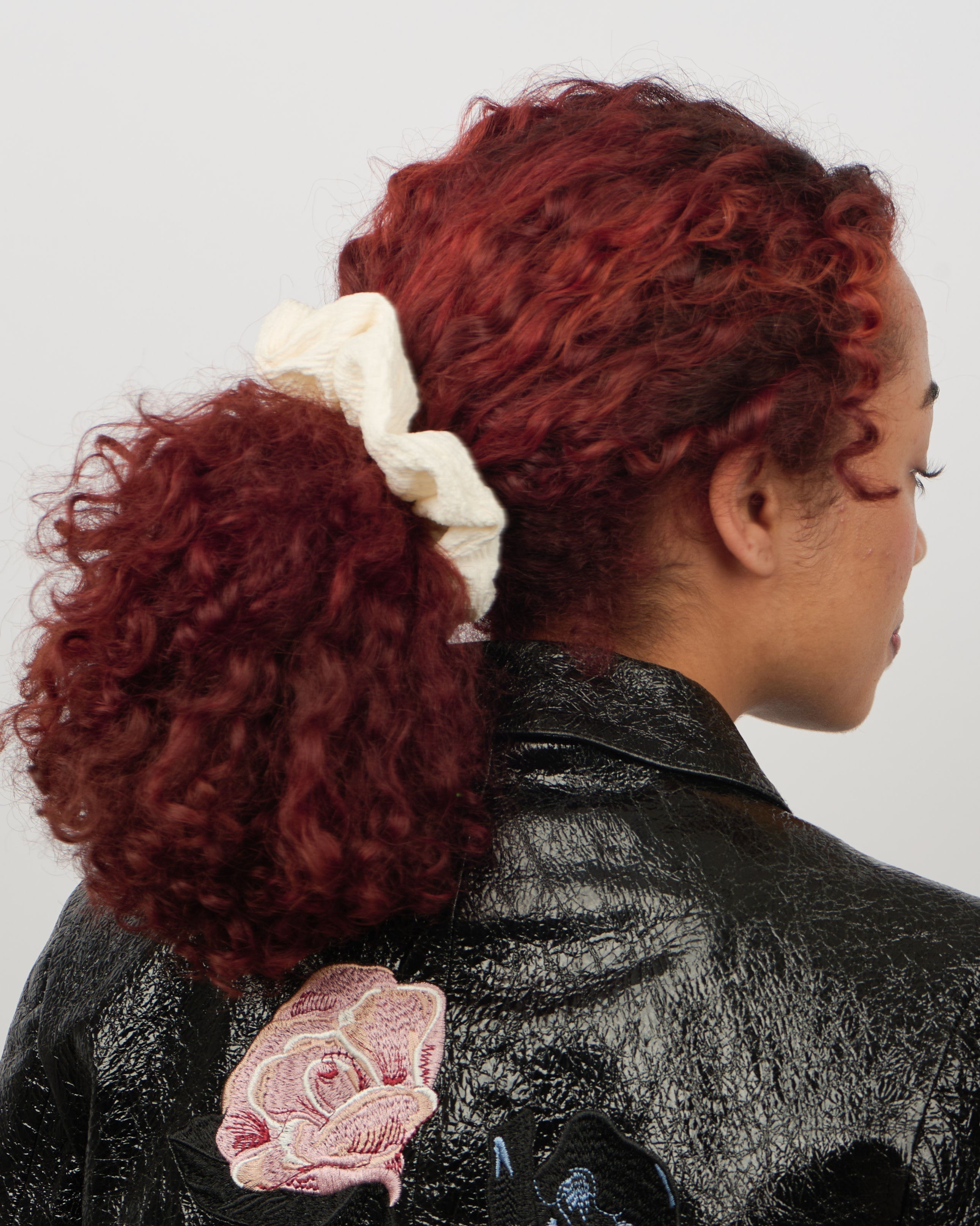 SUI AVA Ea Zig-Zag Scrunchie Accessoires