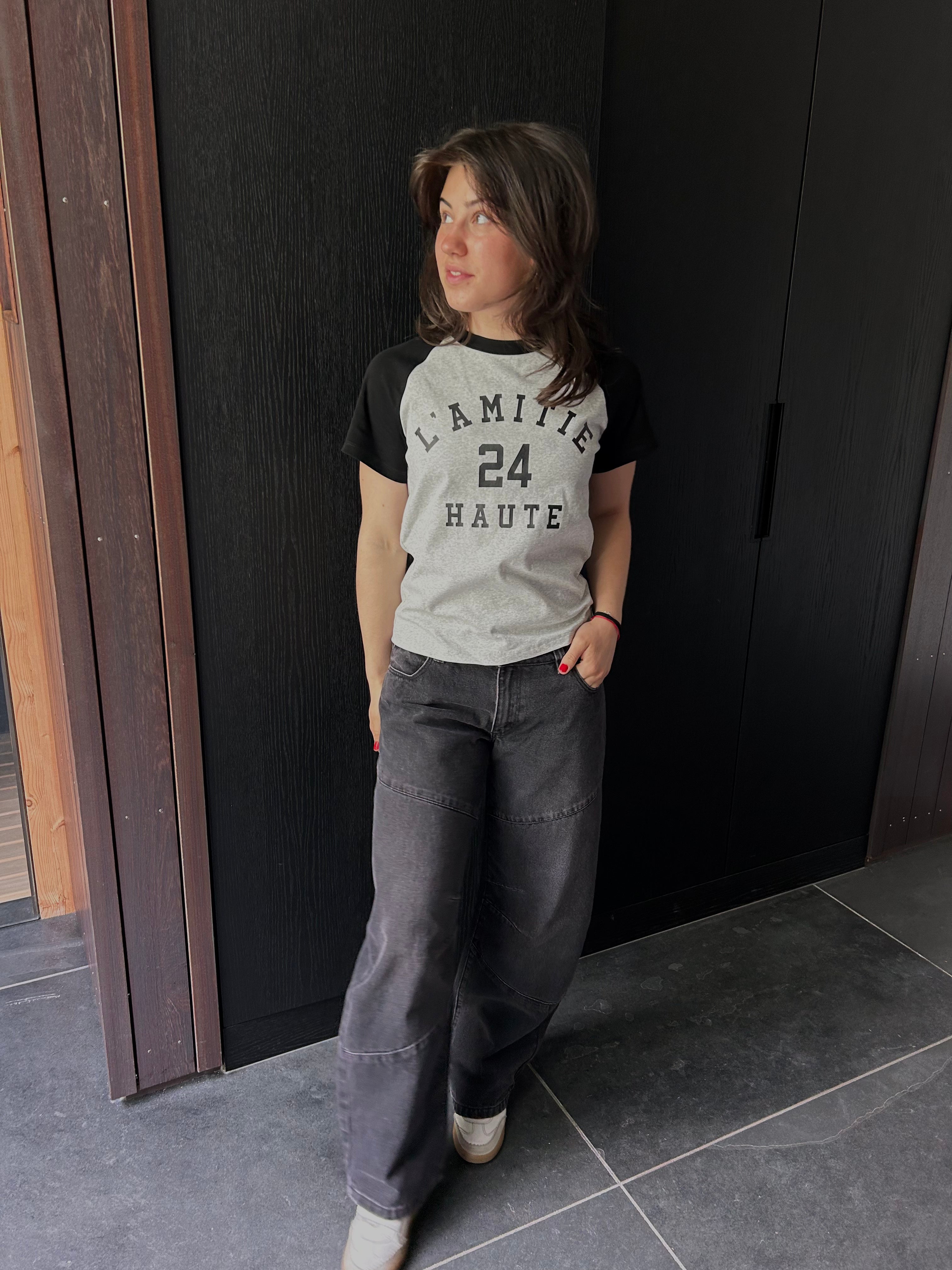 Haute L'amitié T-shirt College T-shirts