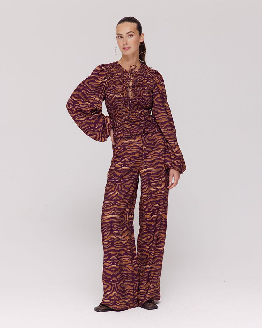 Harper & Yve Elin Top