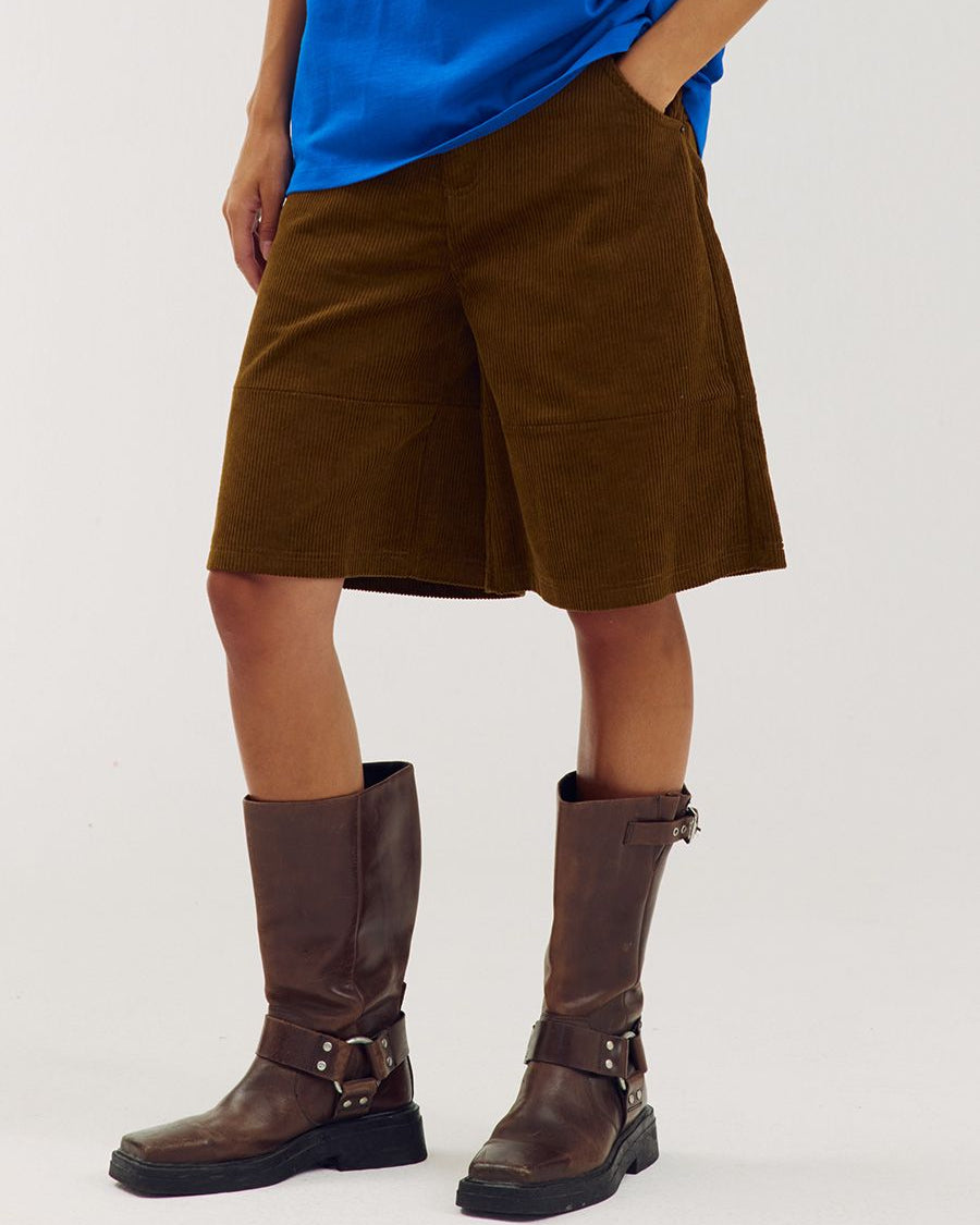 Harper & Yve Tessa Short