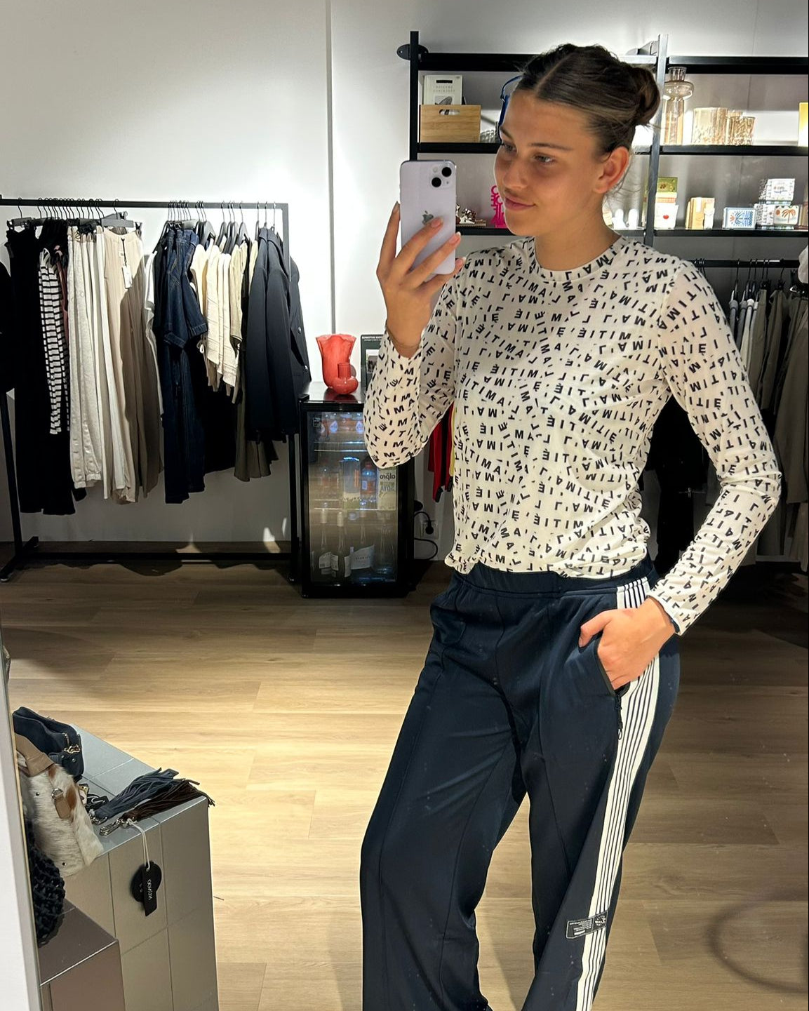 Haute L'amitié T-shirt Mesh O-Neck T-shirts