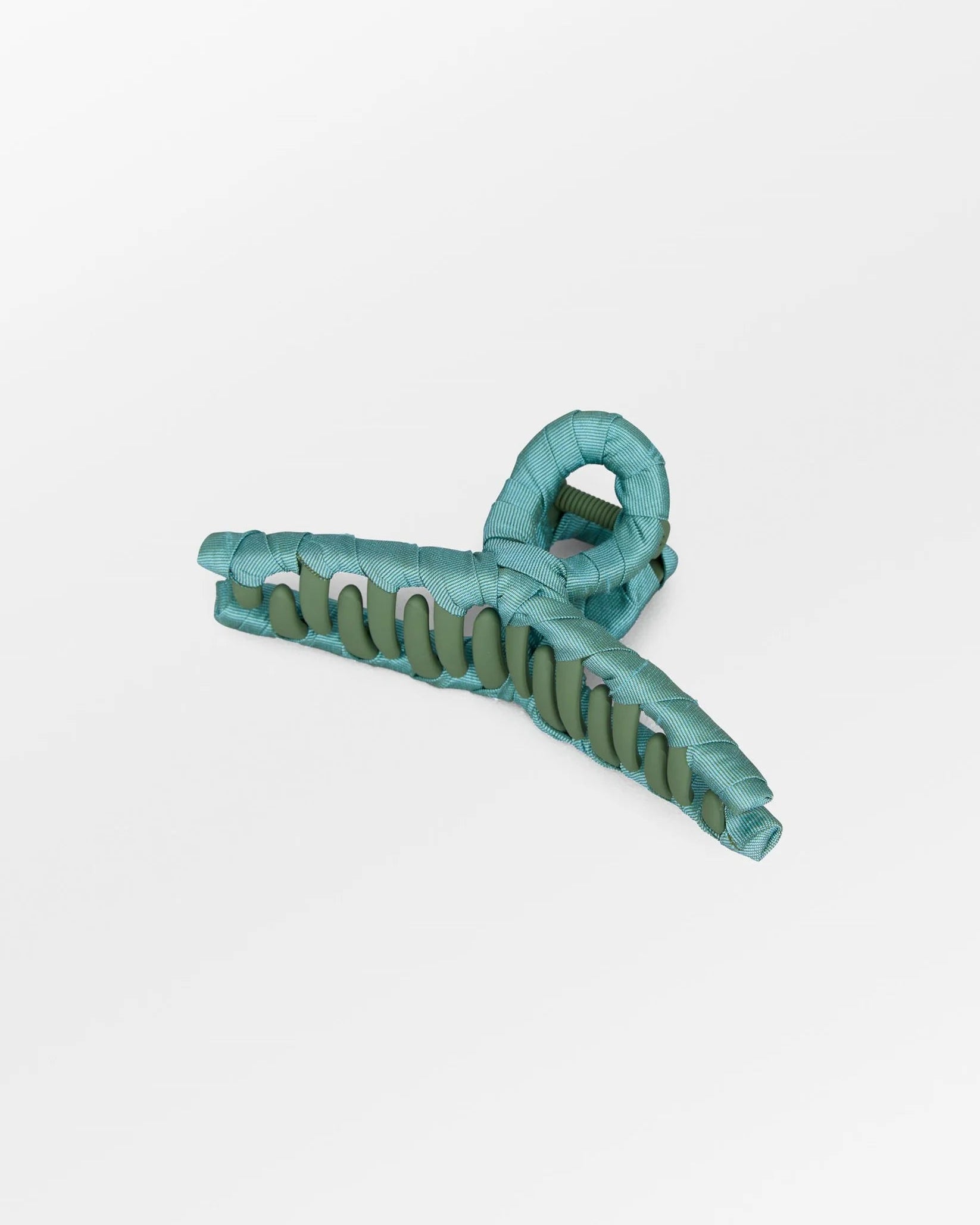 Becksöndergaard Tila Celabrina Hair Claw Dusty Jade Green 11 cm Accessoires