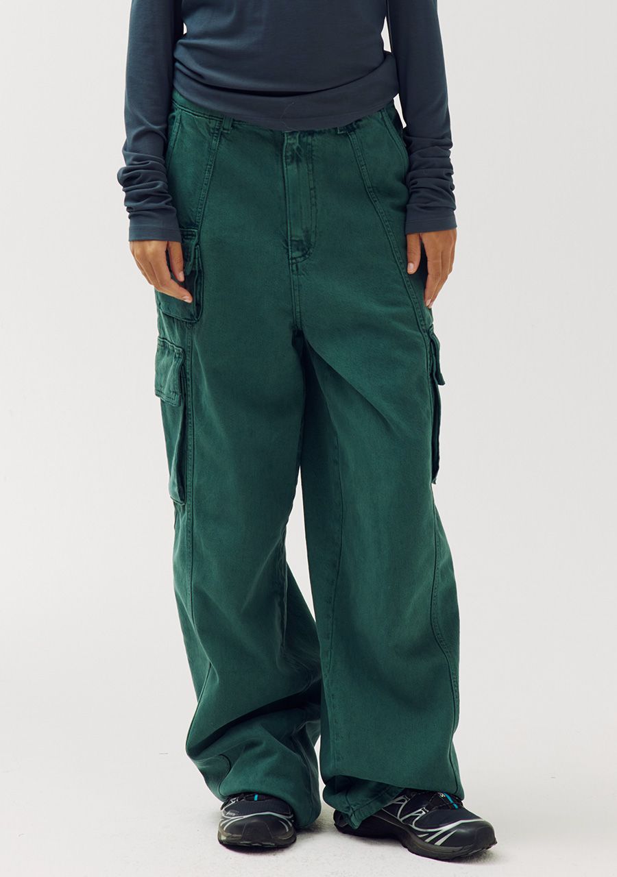Harper & Yve Andre Broek
