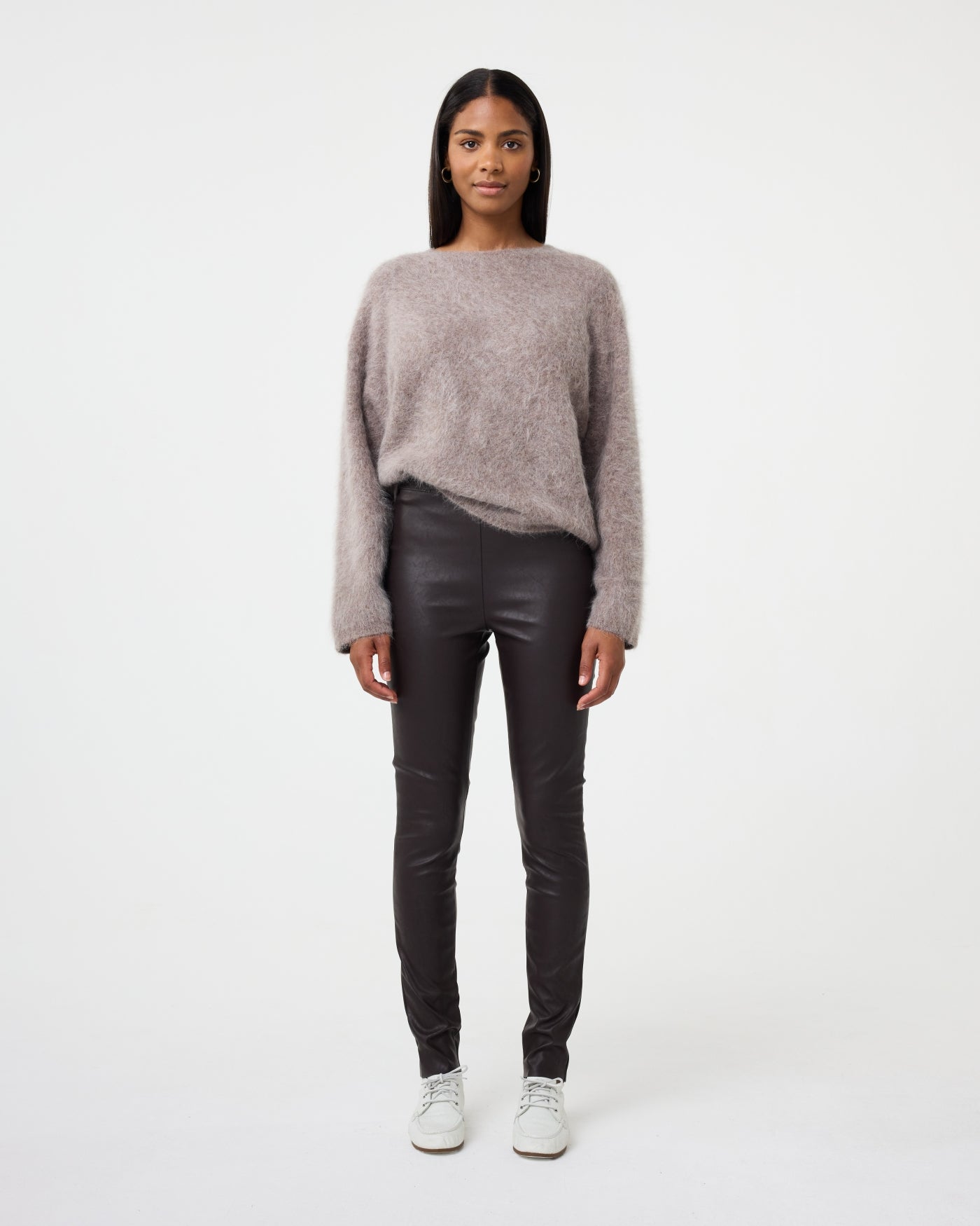 Knit-Ted Amberly Broeken