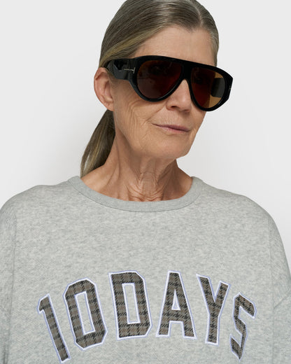 10DAYS Statement sweater logo
