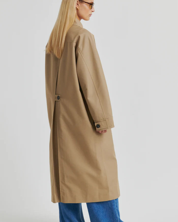 Second Female Effye Coat Jassen