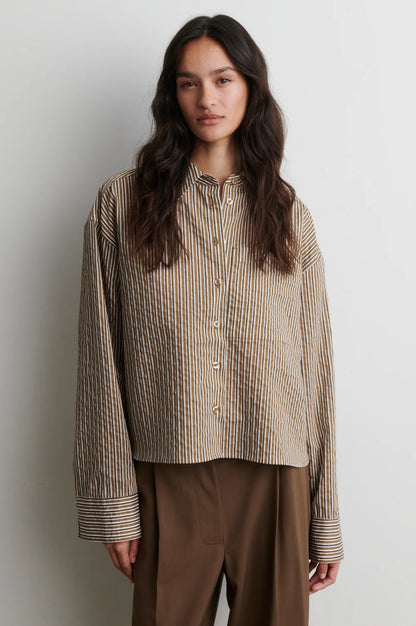 Second Female Vena Shirt