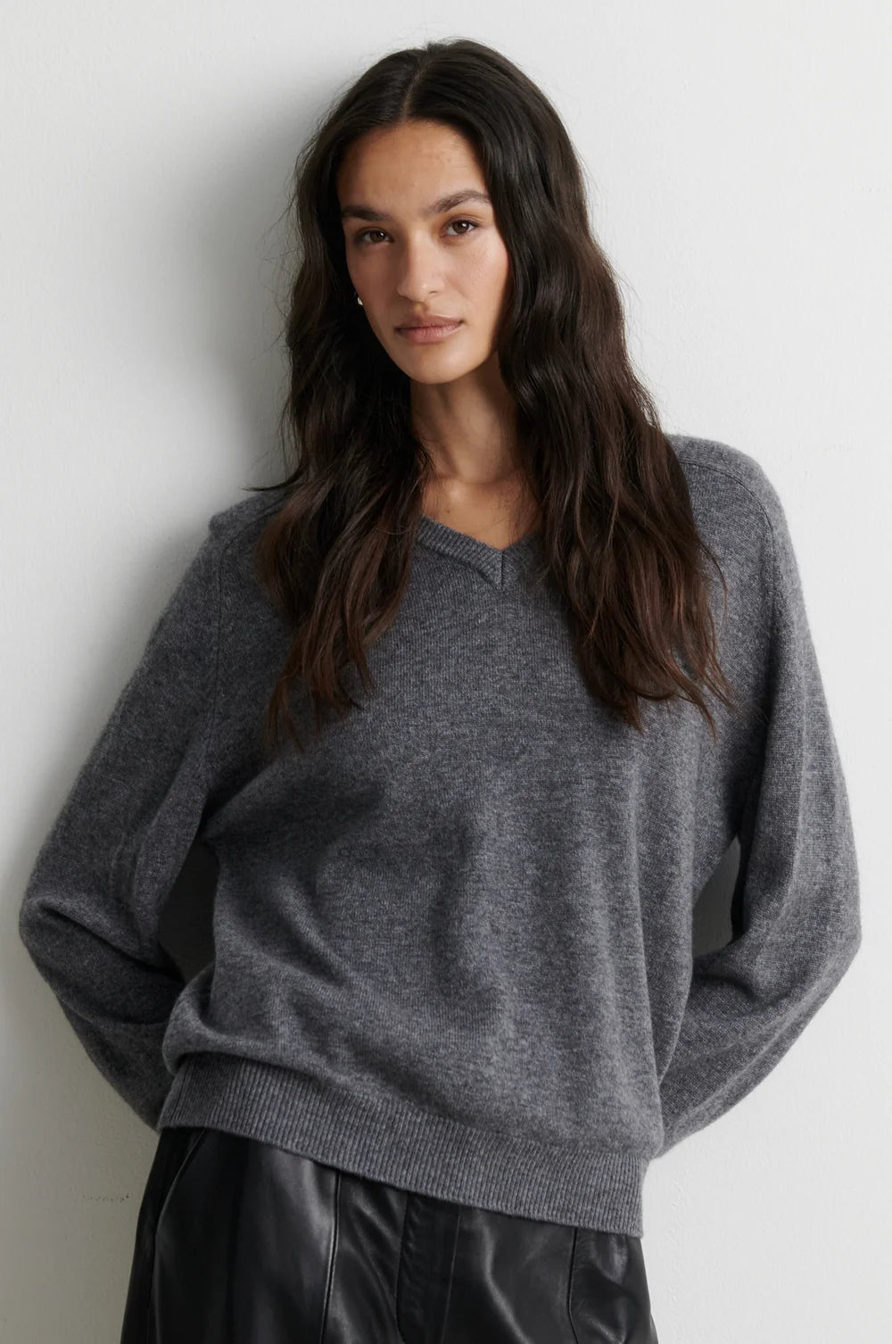 Second Female Olira Knit V-neck