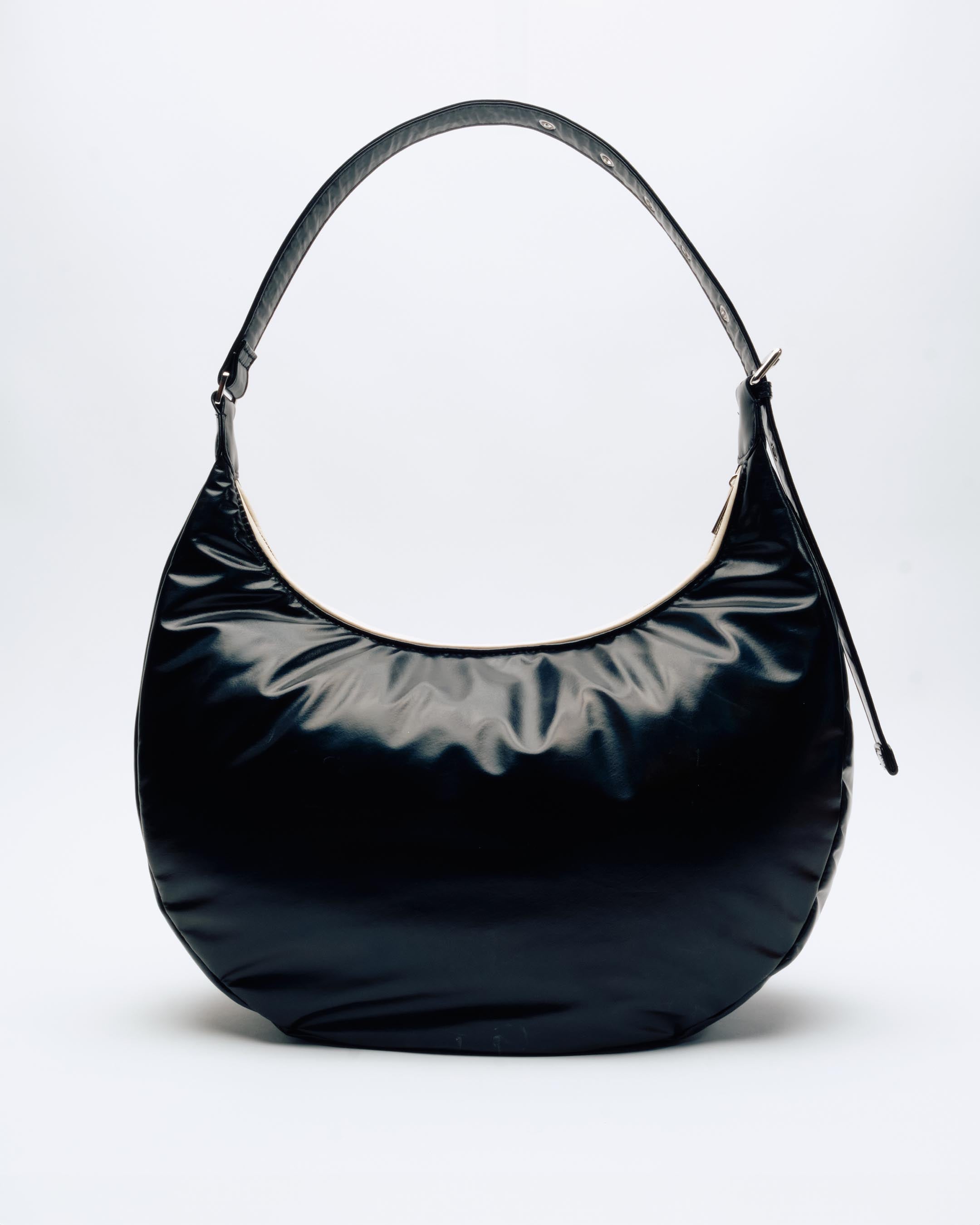 Núnoo Stella 15 Shiny Black Tassen