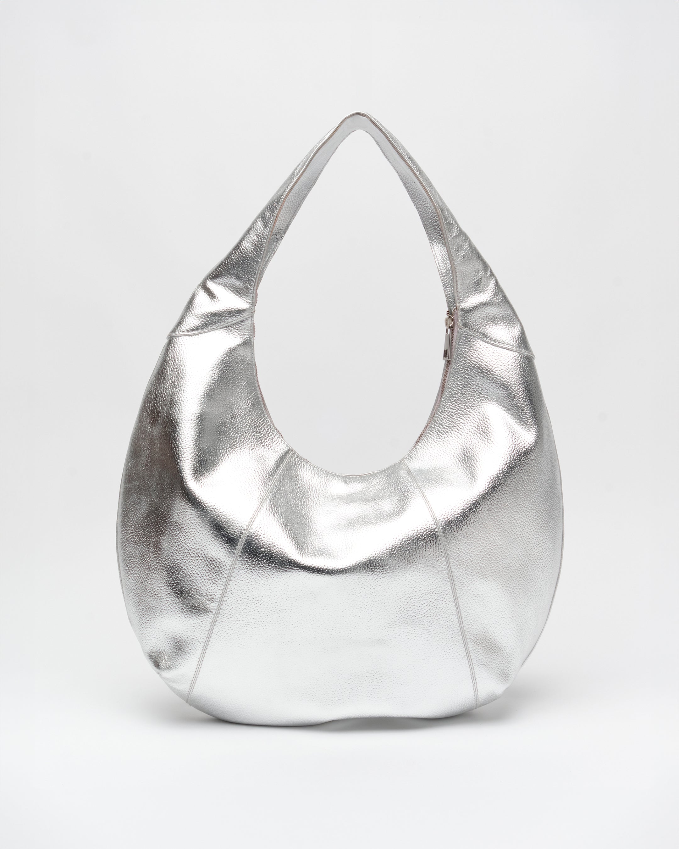 Núnoo Small Gabi Metallic Silver Tassen