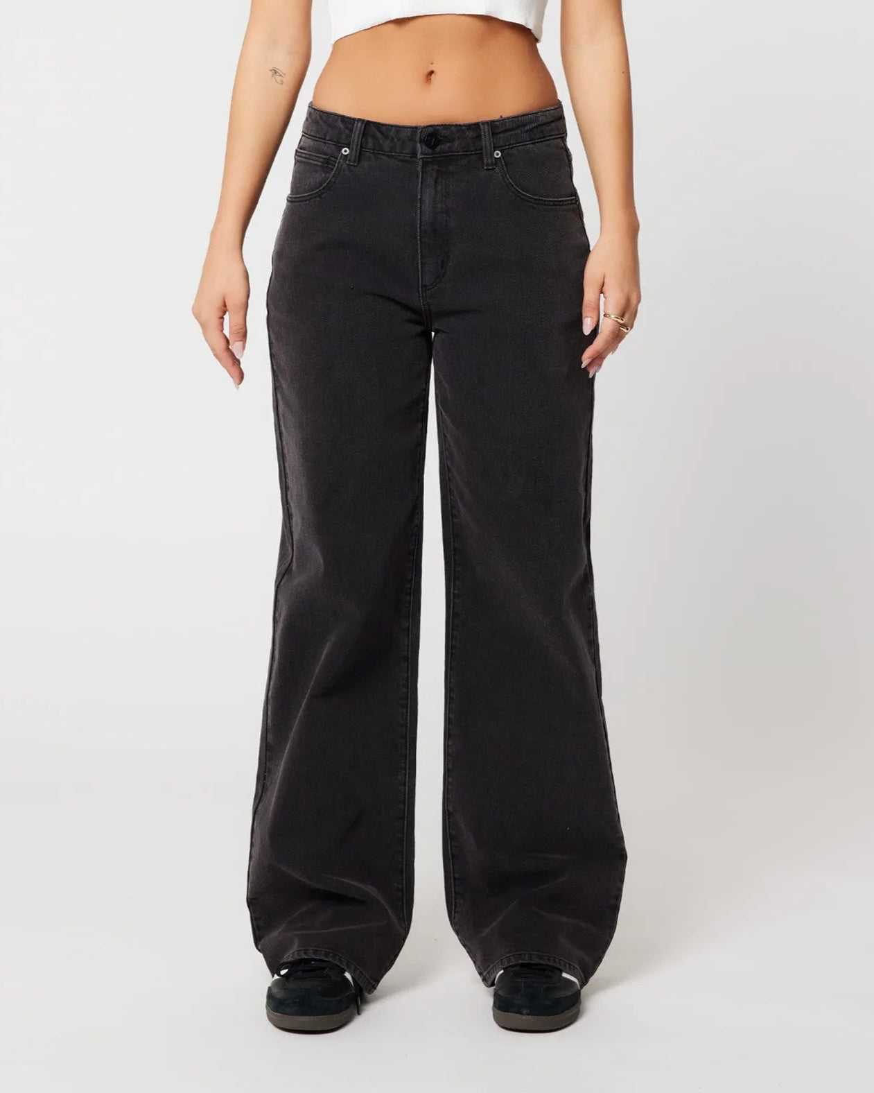 Abrand 95 Baggy Heidi Washed Black Jeans