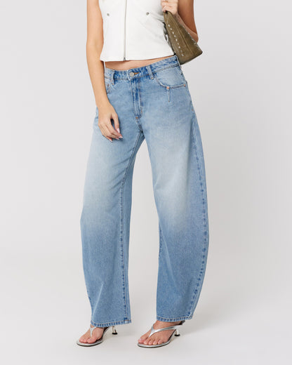 Abrand 95 Mid Barrel Tall Stevie Jeans