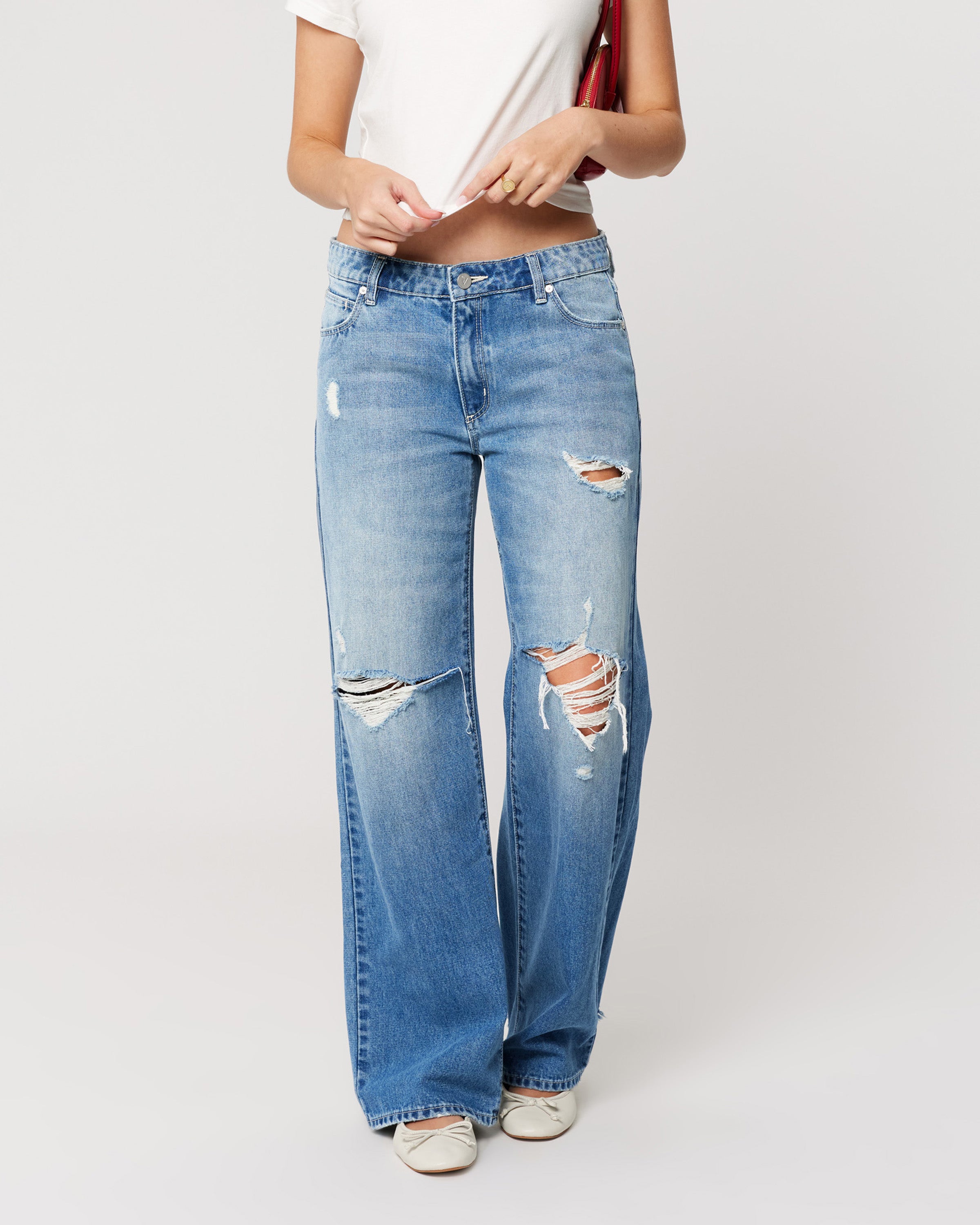 Abrand 99 Low Baggy Danni Rip Jeans