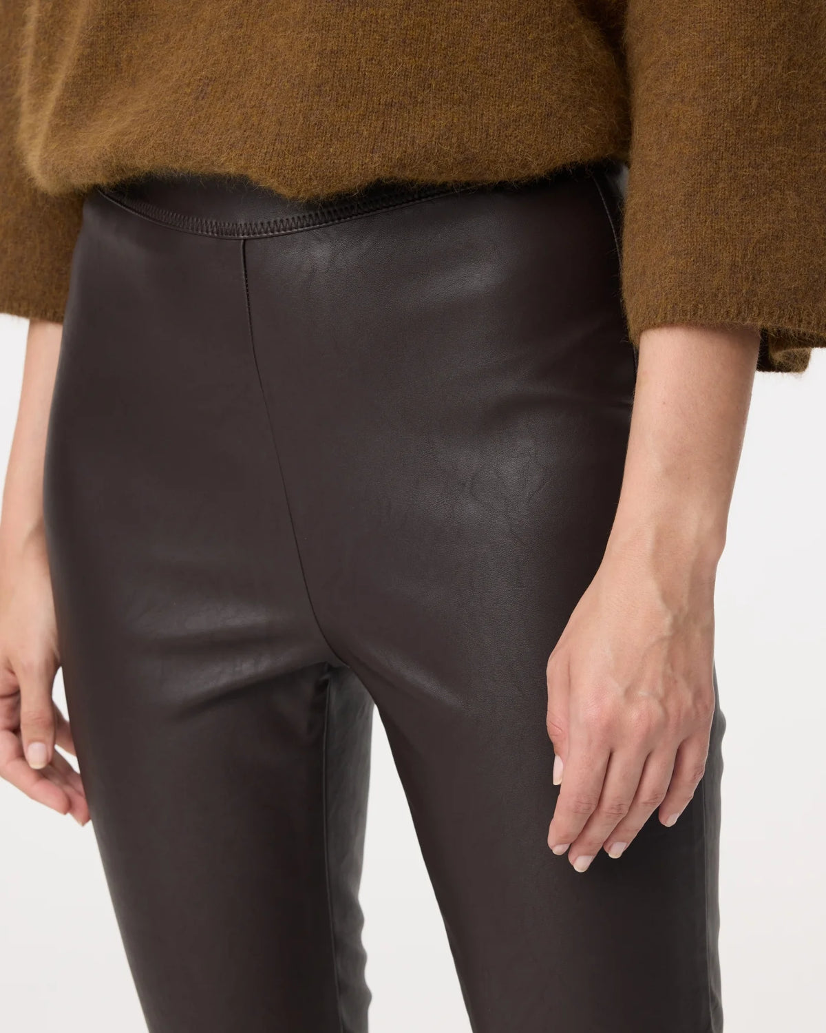 Knit-Ted Amberly Pants