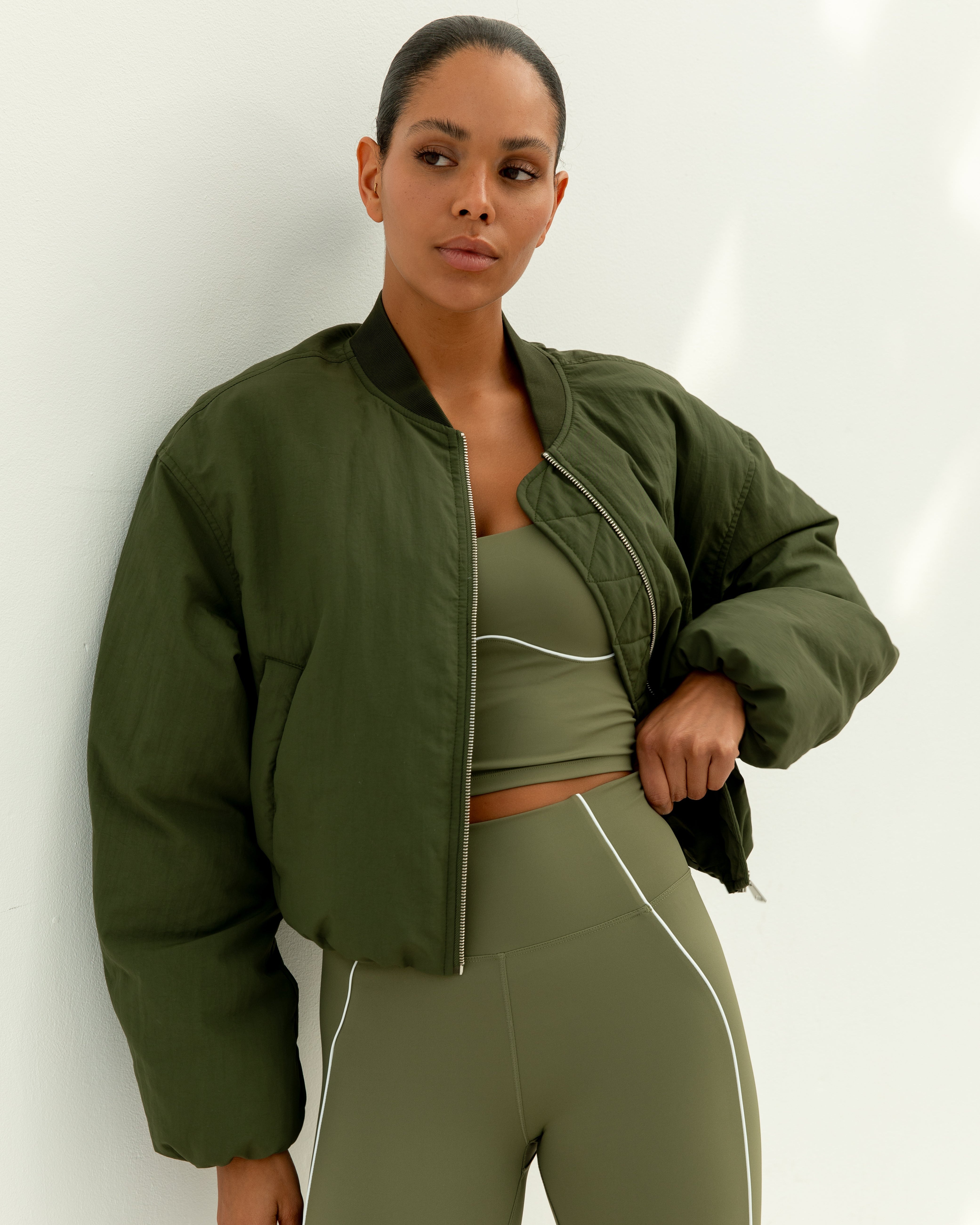 The Lola Club Lee Bomberjack Army Green Jassen