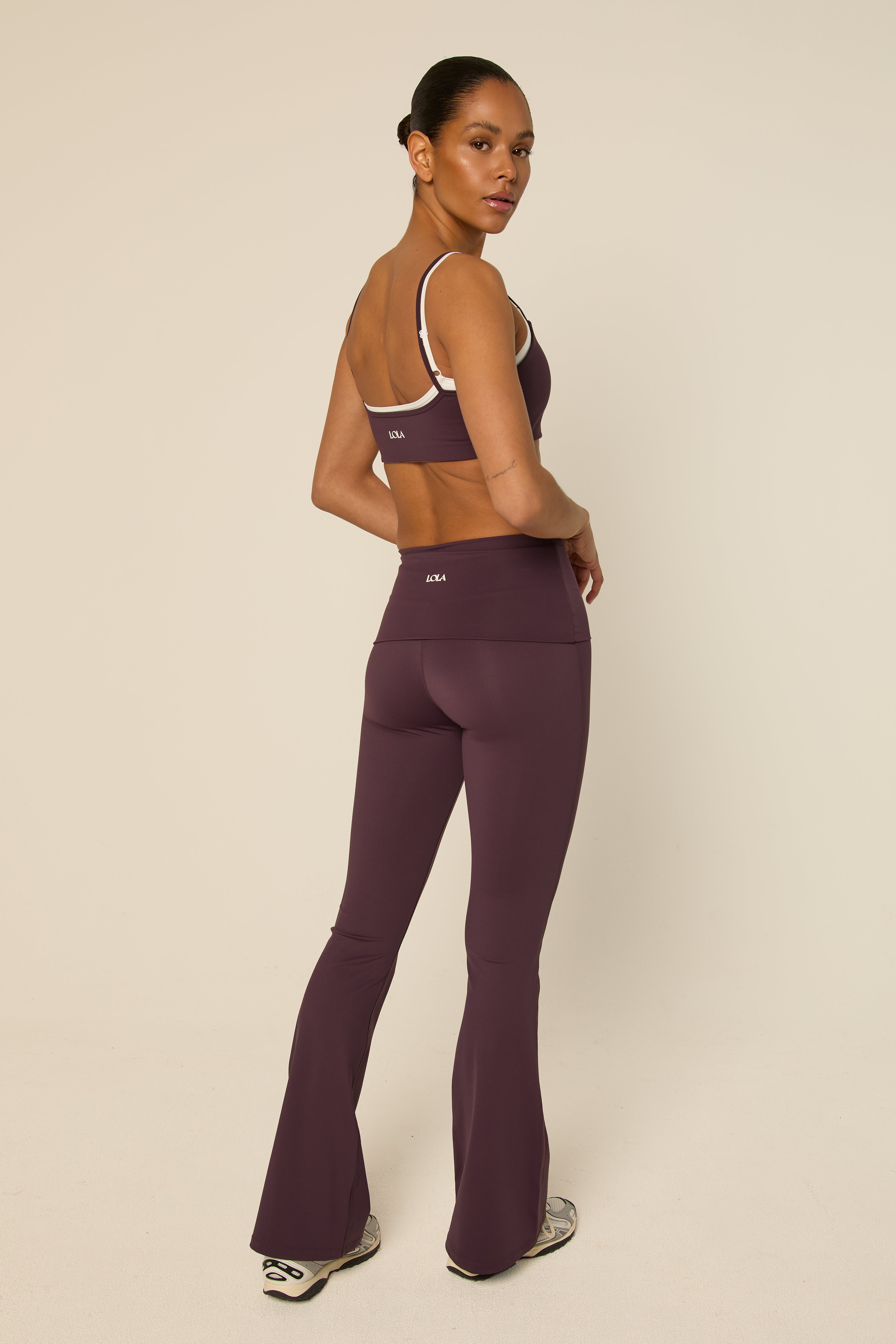 The Lola Club Bruna Flared Legging