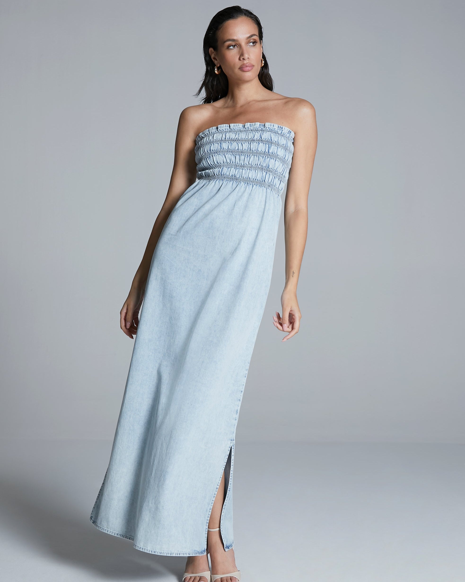Homage to Denim Jurk strapless denim smocked Jurken
