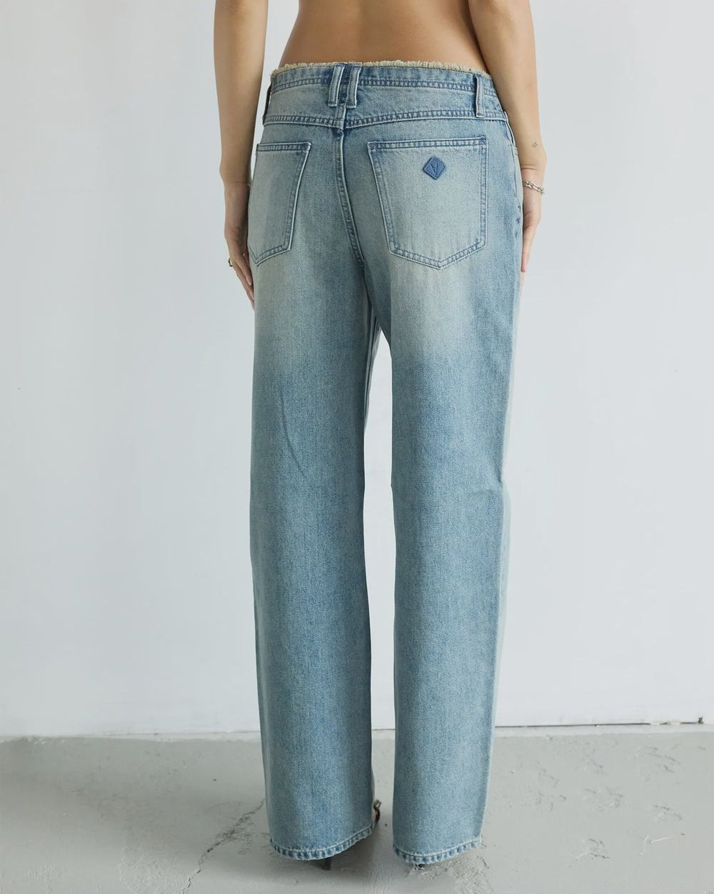 Abrand 99 Low Baggy Mikey