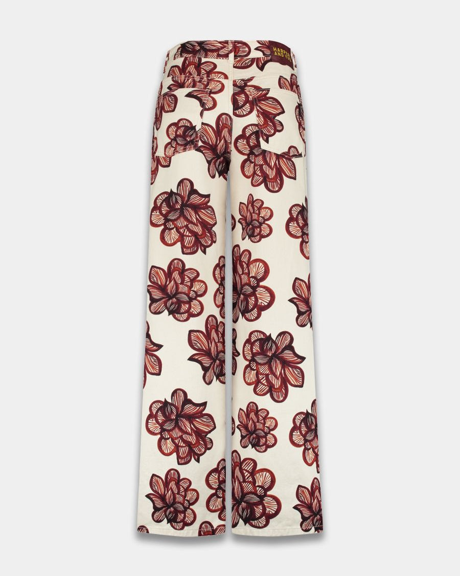 Harper & Yve Mayra Broek