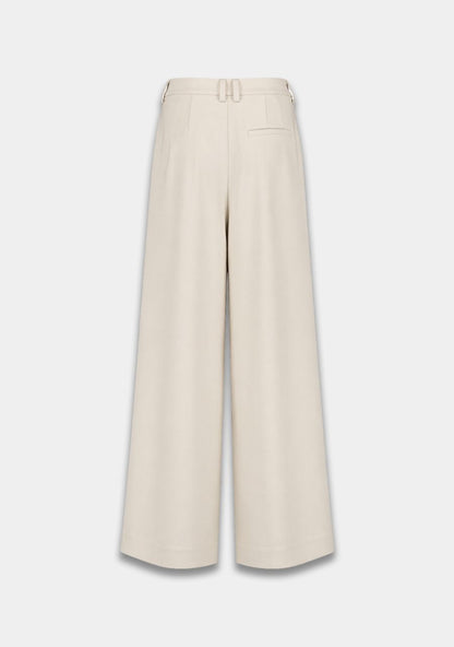Harper & Yve Mason Broek